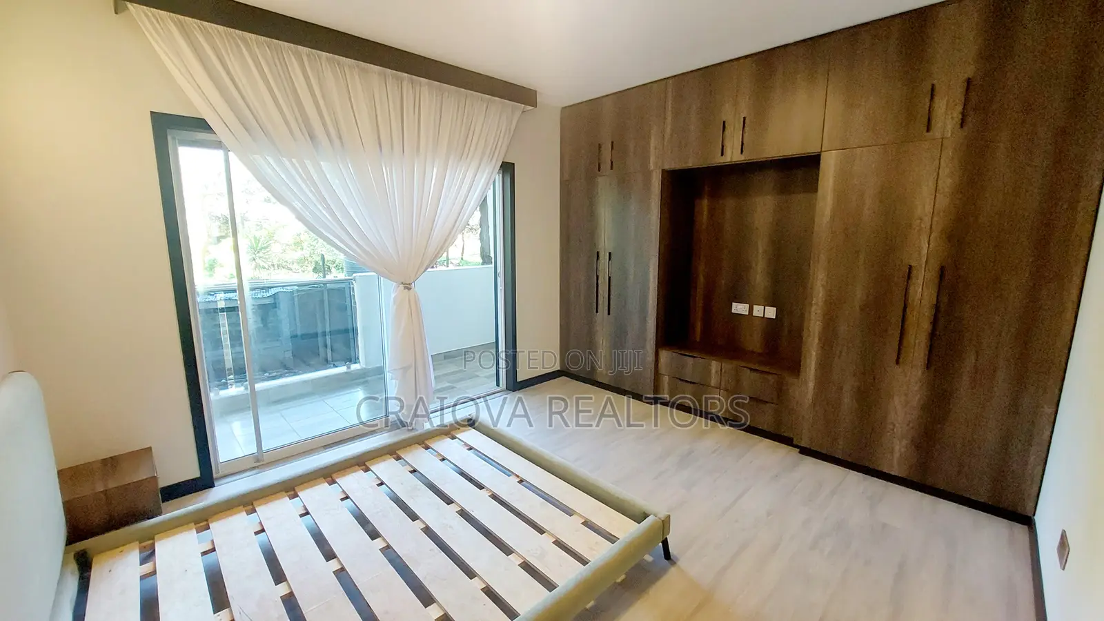 2bdrm Apartment in Riverside Drive for sale