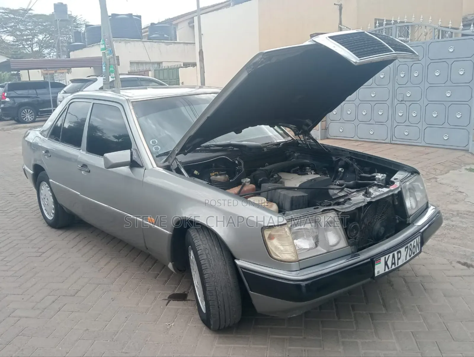 Mercedes-Benz E200 2000 Gray