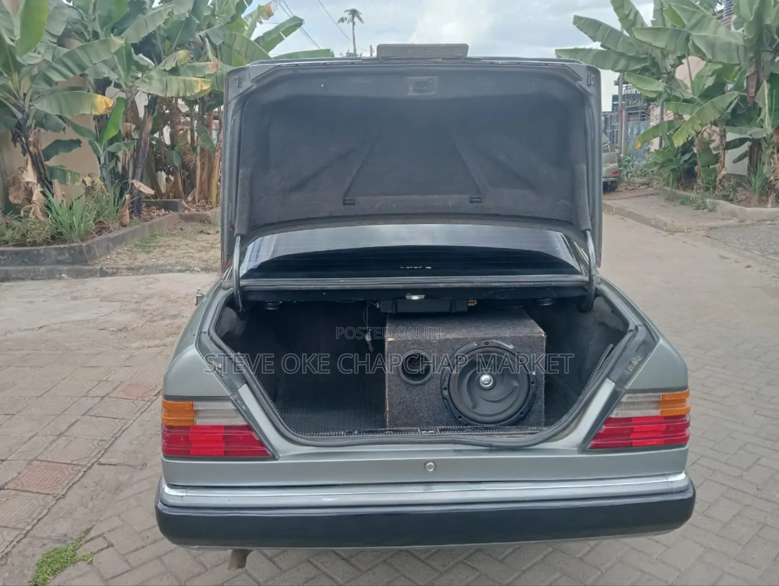 Mercedes-Benz E200 2000 Gray