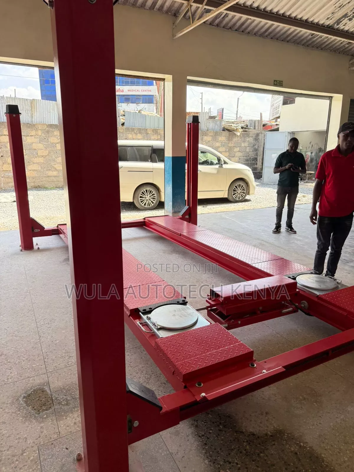 High Quality Heavy Duty Machinery Four Post Lift Machine Sunshine
