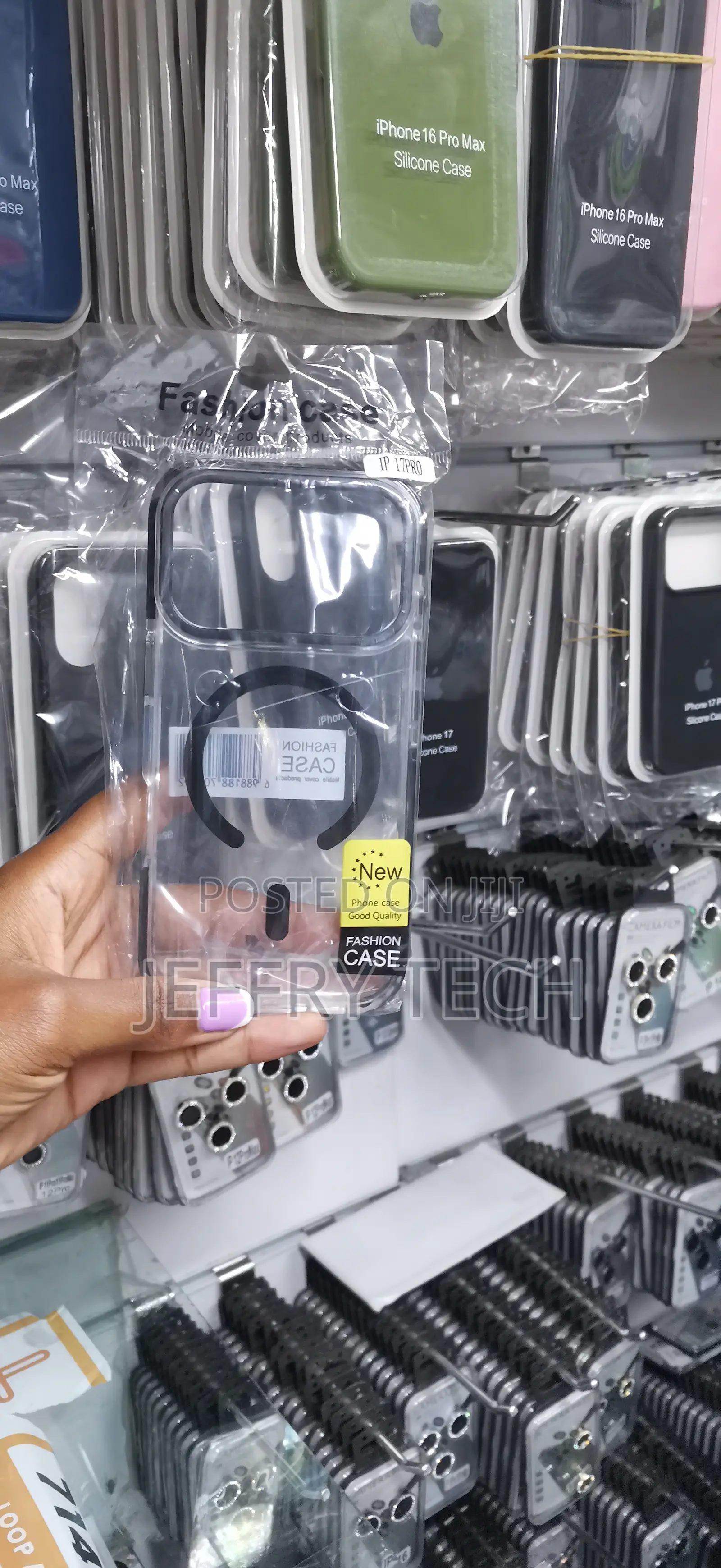 Sawert iPhone 17 Pro Magsafe Compatible Clear Case With Black Boarders