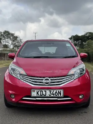 Nissan Note 2015 Red