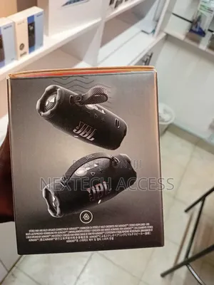 JBL Charge 6