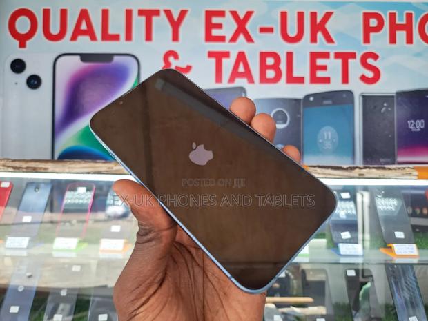 Apple iPhone 13 128 GB Blue - main view