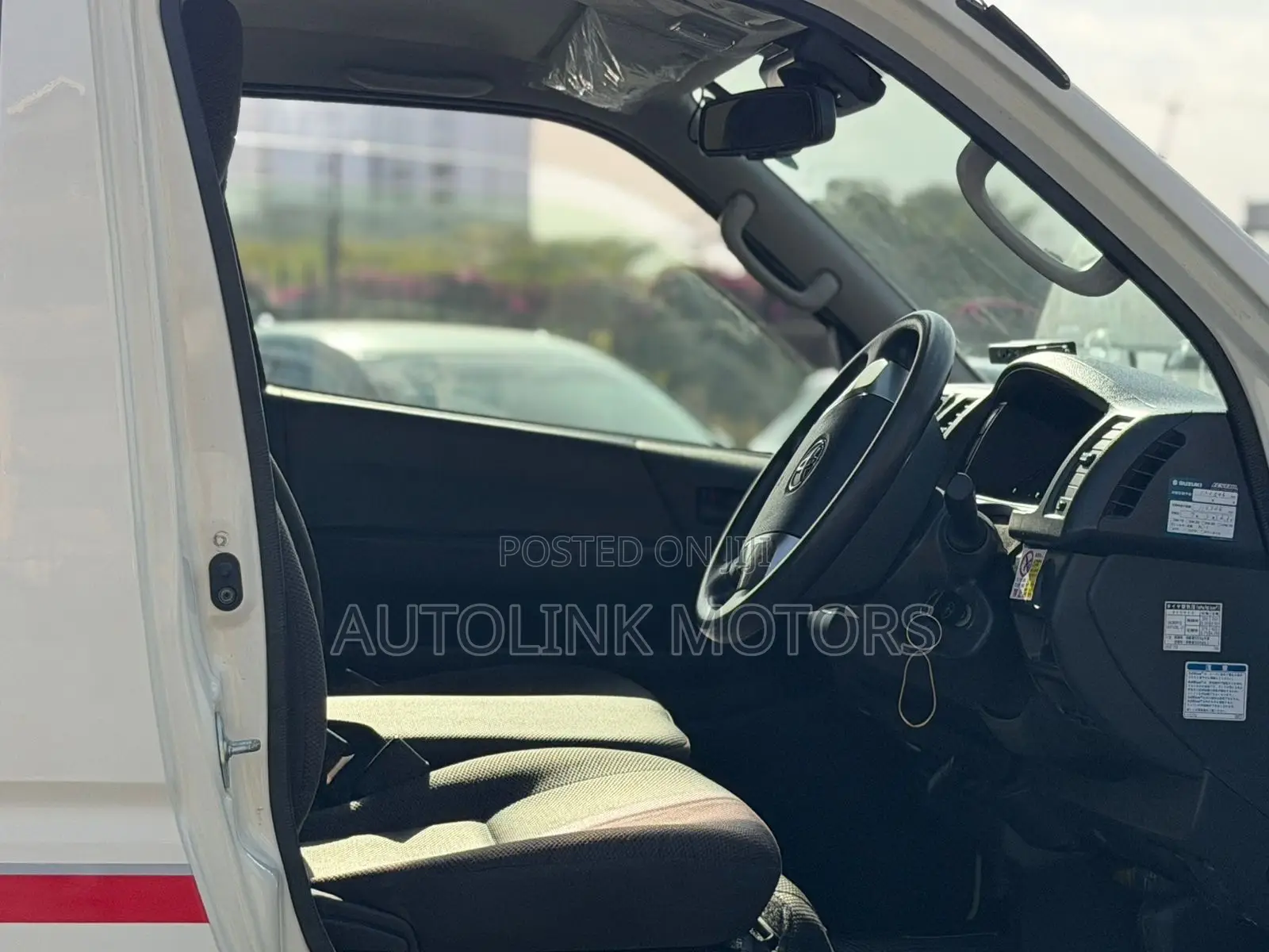 Toyota HiAce 2020 White
