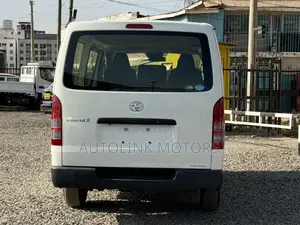 Toyota HiAce 2020 White