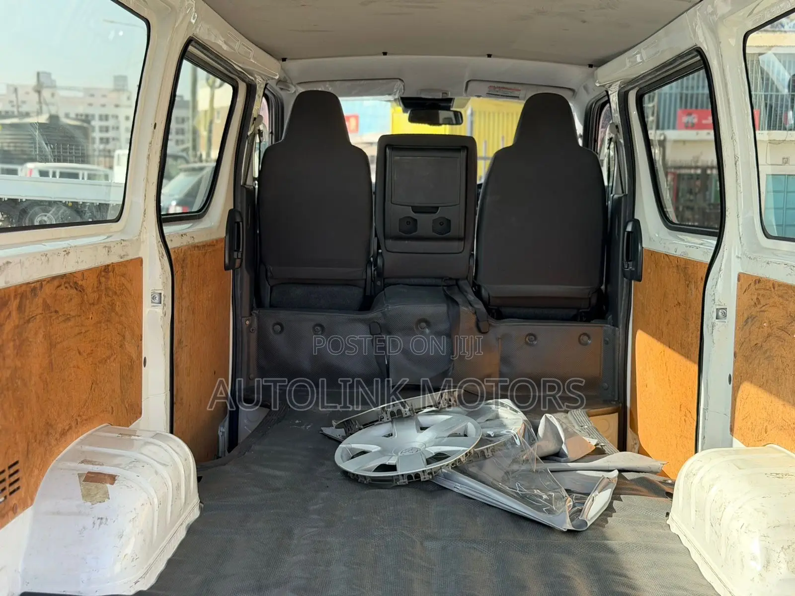 Toyota HiAce 2020 White