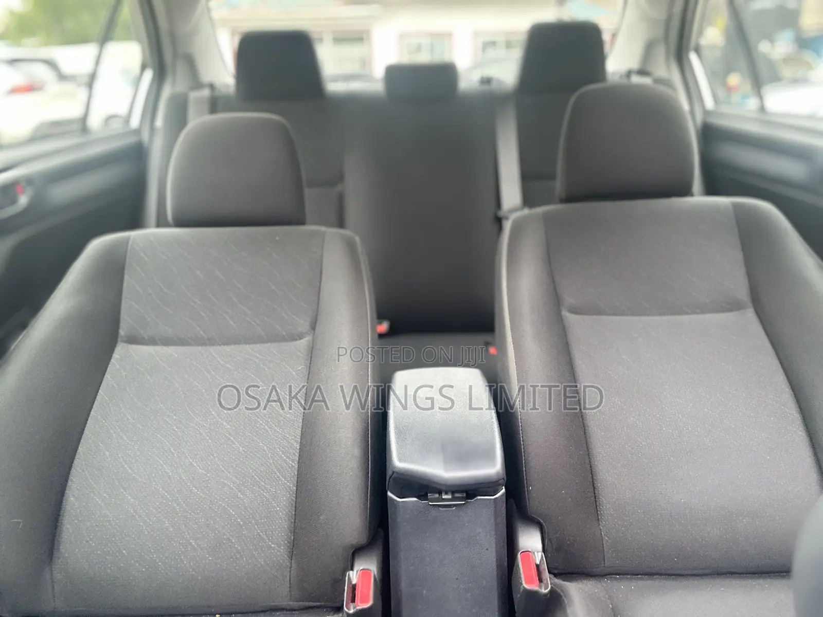 Toyota Axio 1.5 Hybrid G 2WD 2019 Silver