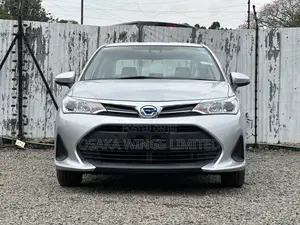 Toyota Axio 1.5 Hybrid G 2WD 2019 Silver