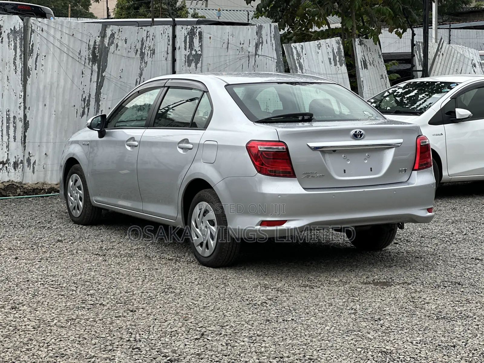 Toyota Axio 1.5 Hybrid G 2WD 2019 Silver