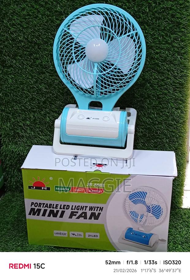 Portable Led Light With Mini Fan - thumbnail 2