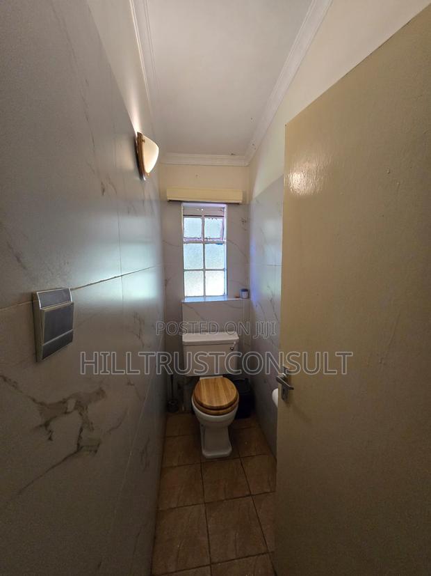 3bdrm Bungalow in Lavington for rent - main view