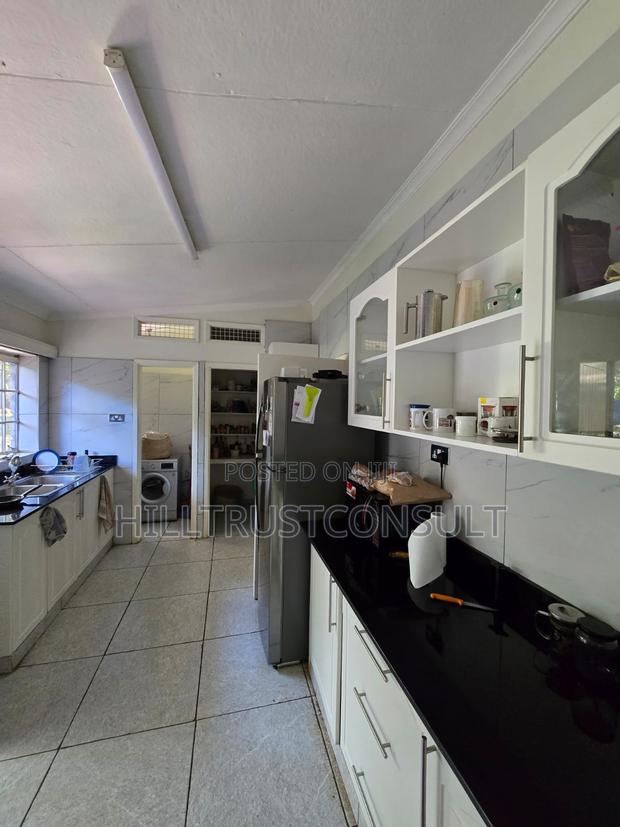 3bdrm Bungalow in Lavington for rent - thumbnail 5