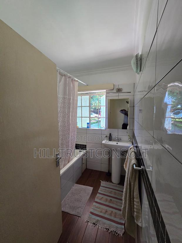 3bdrm Bungalow in Lavington for rent - thumbnail 6