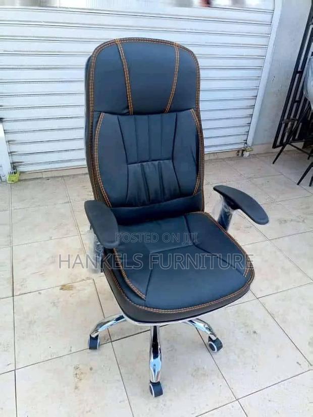 Modern C35 Computer Chair – Comfort Meets Productivity