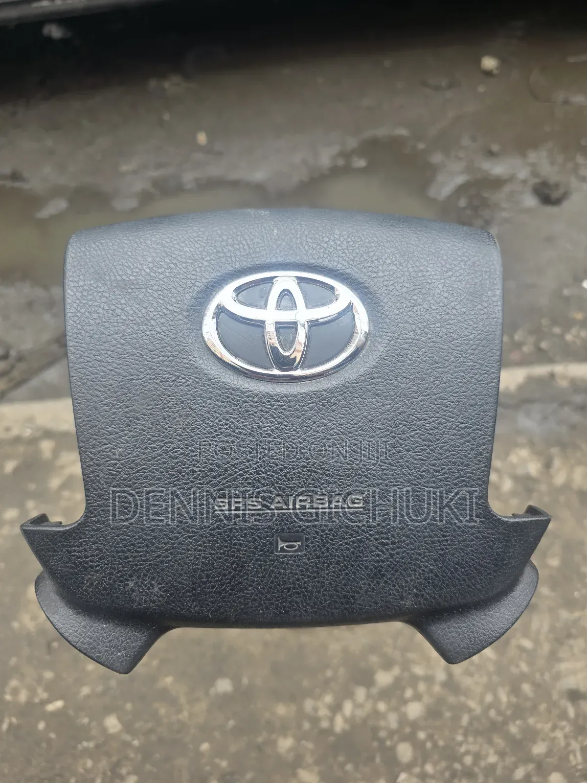 Steering Airbag Landcruiser 200 Series (Black)