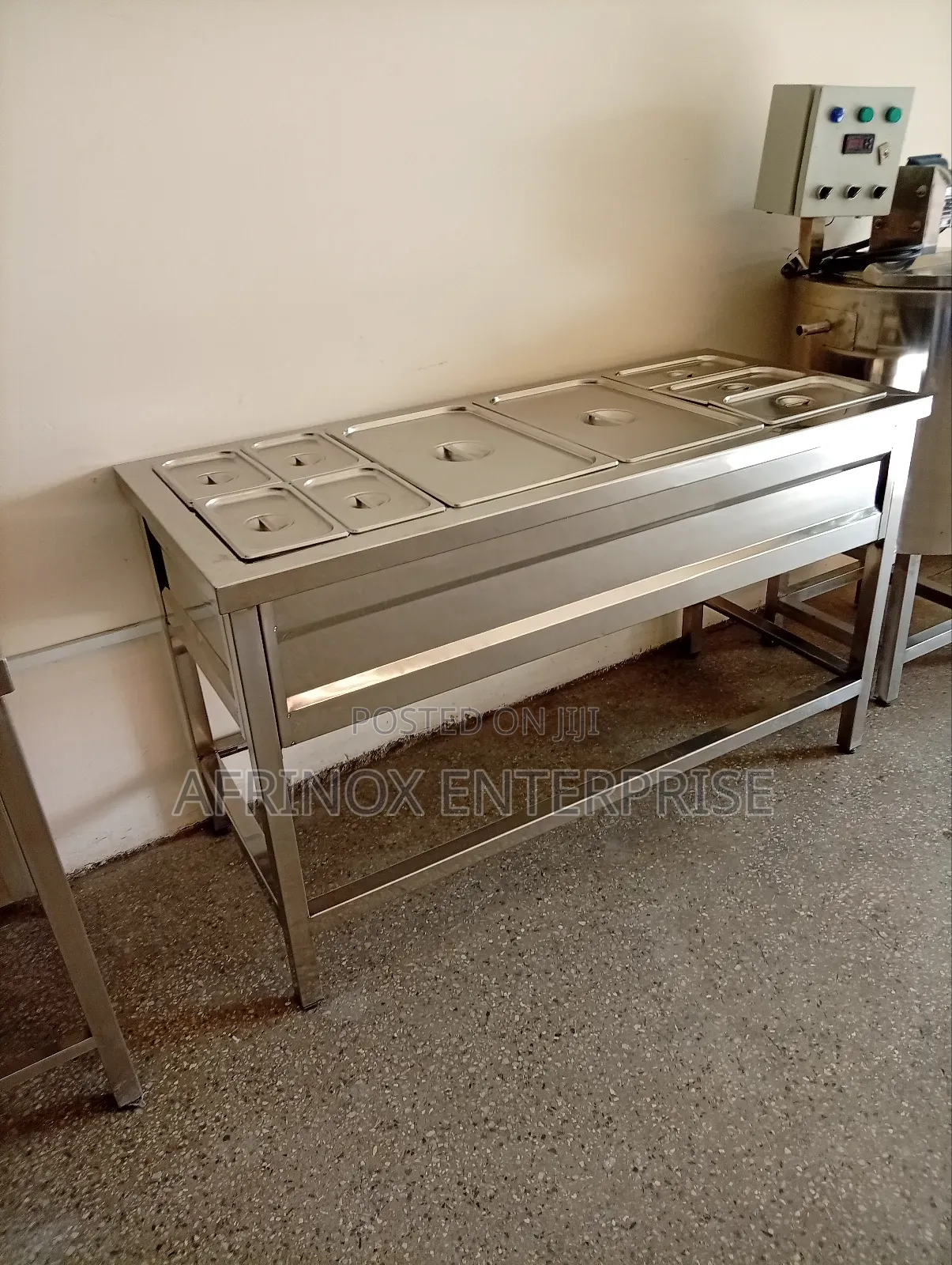 9 Trays Electric Food Warmer Display. Payment on Delivery