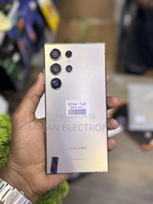 Samsung Galaxy S24 Ultra 256 GB Gray - main view