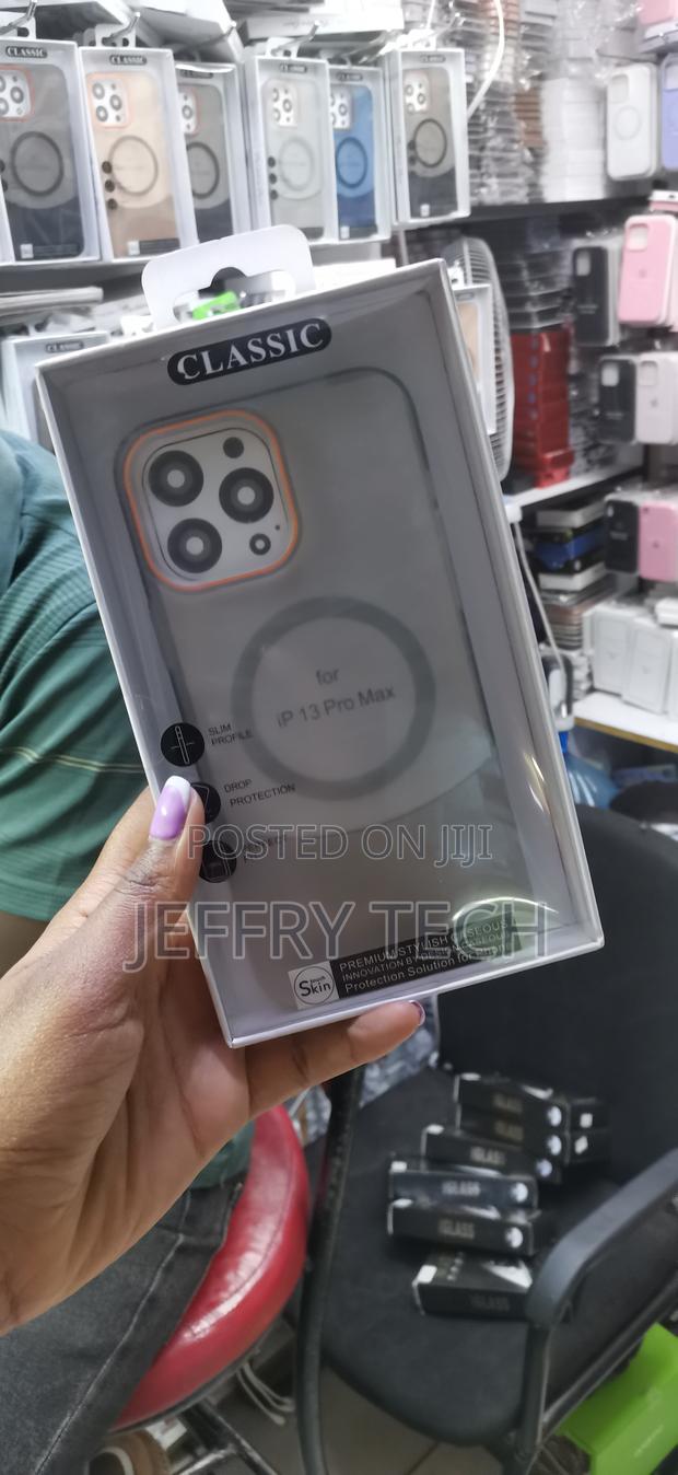 Telaso iPhone 13 Pro Max Magsafe Translucent Matte Back Slim Fit Case - thumbnail 2