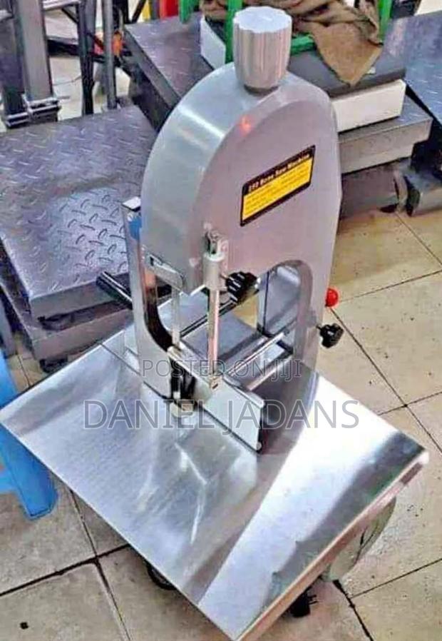 New Affordable/Commercial Bonesaw Machine - main view