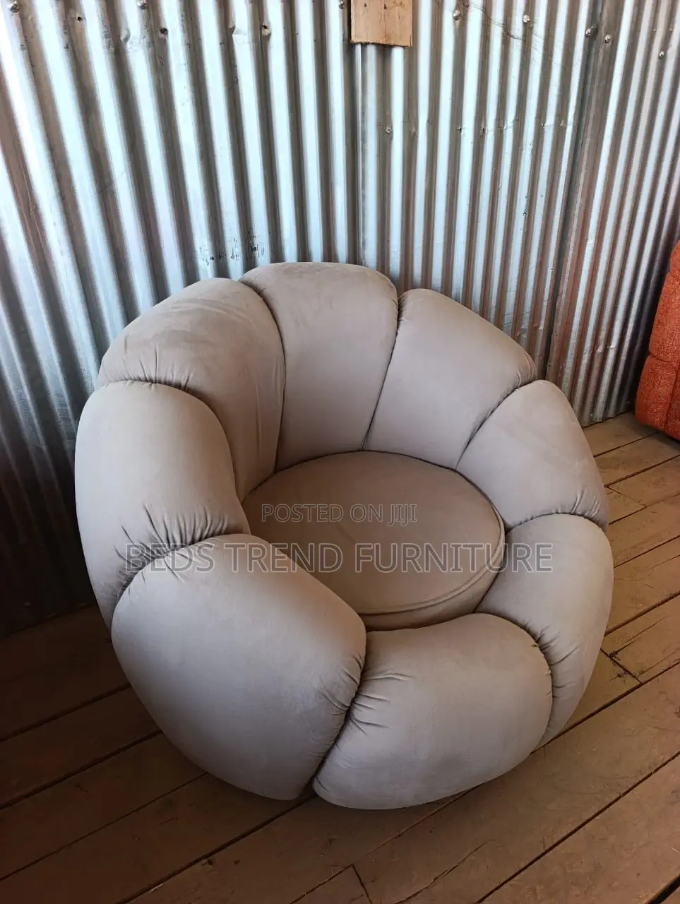 Creamy Single Bubble Armchair