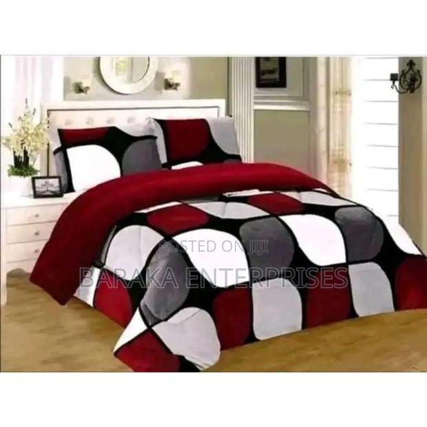 Available Single Woolen Duvet - thumbnail 10