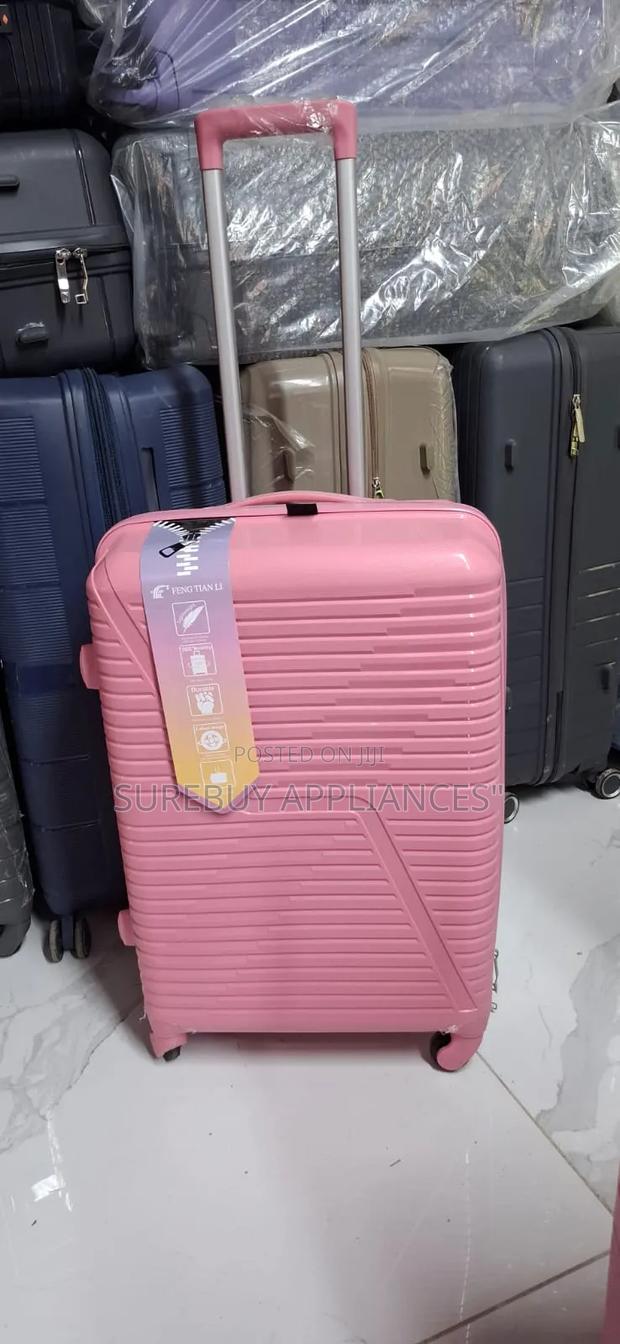 Medium Unbreakable Rubber Suitcase – Durable Travel Luggage - main view