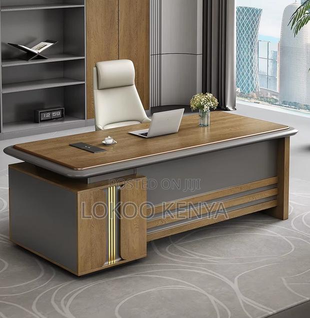 Office Desk; 1.6 M Modern Wooden Executive Office Desk - thumbnail 3