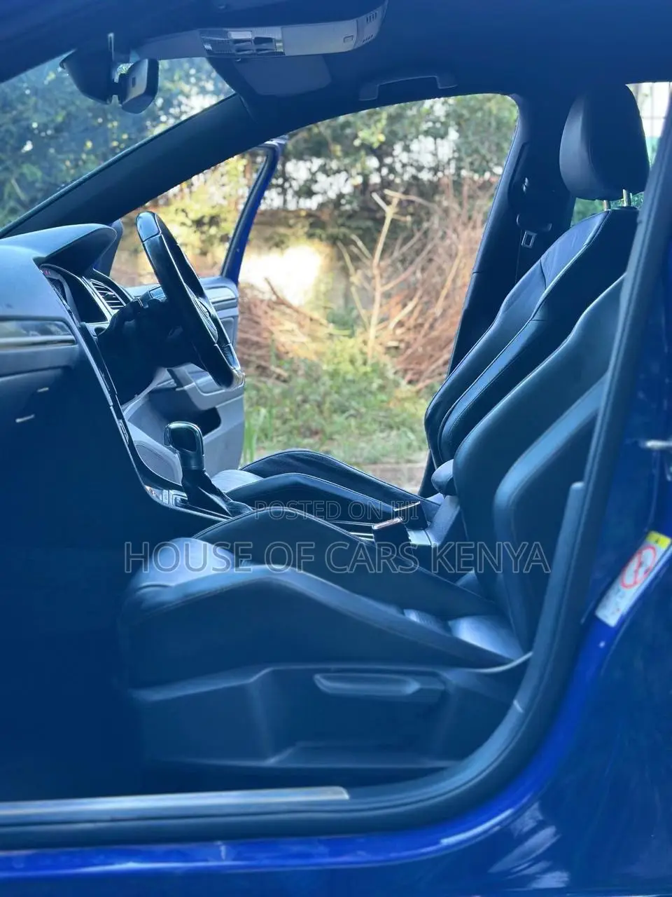 Volkswagen Golf R 4-Door w/DCC & Navigation 2018 Blue