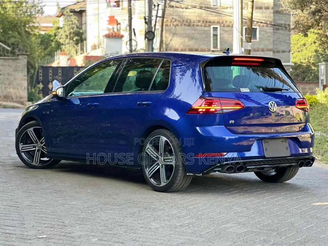 Volkswagen Golf R 4-Door w/DCC & Navigation 2018 Blue