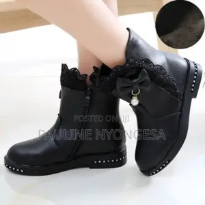 Babies Boots From Size 27 to 37
