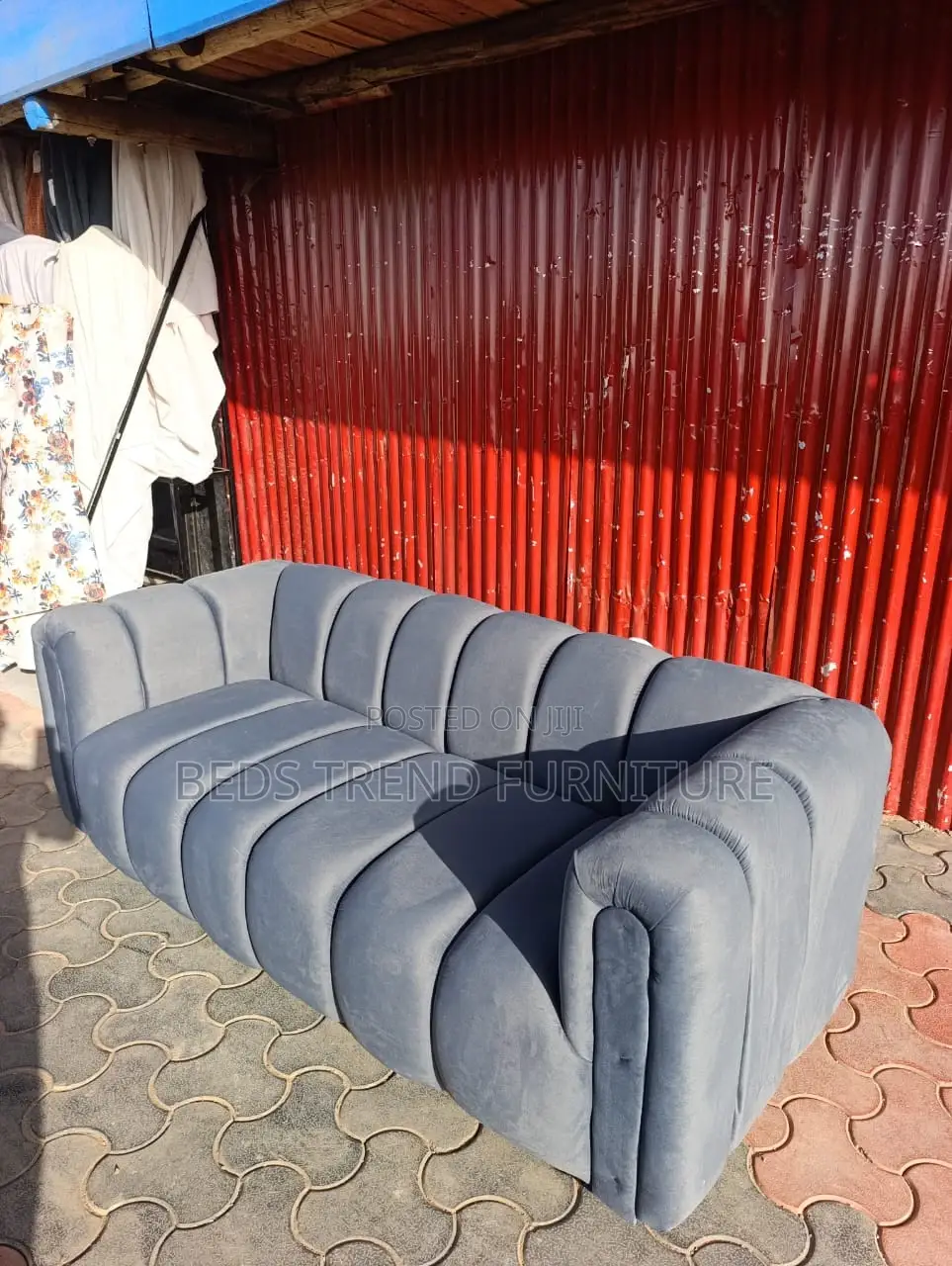 Sassy 3 Seater Bubbled Sofa