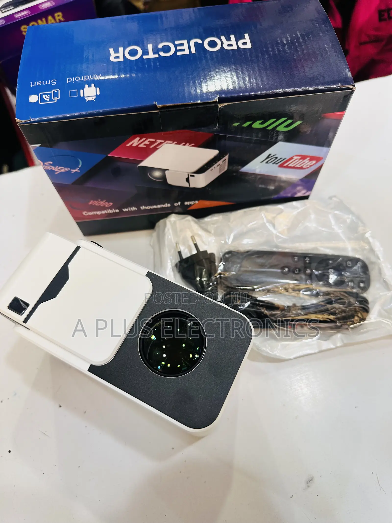 T5 Mini Android Projector – Portable