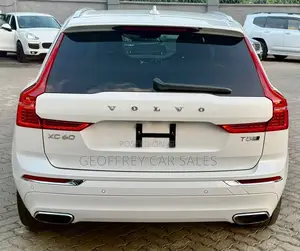Volvo XC60 2019 White