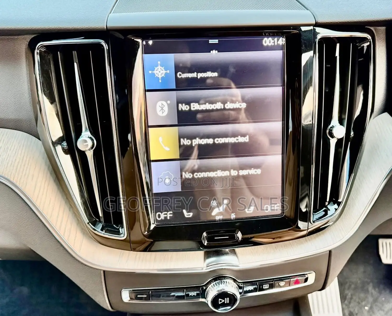 Volvo XC60 2019 White