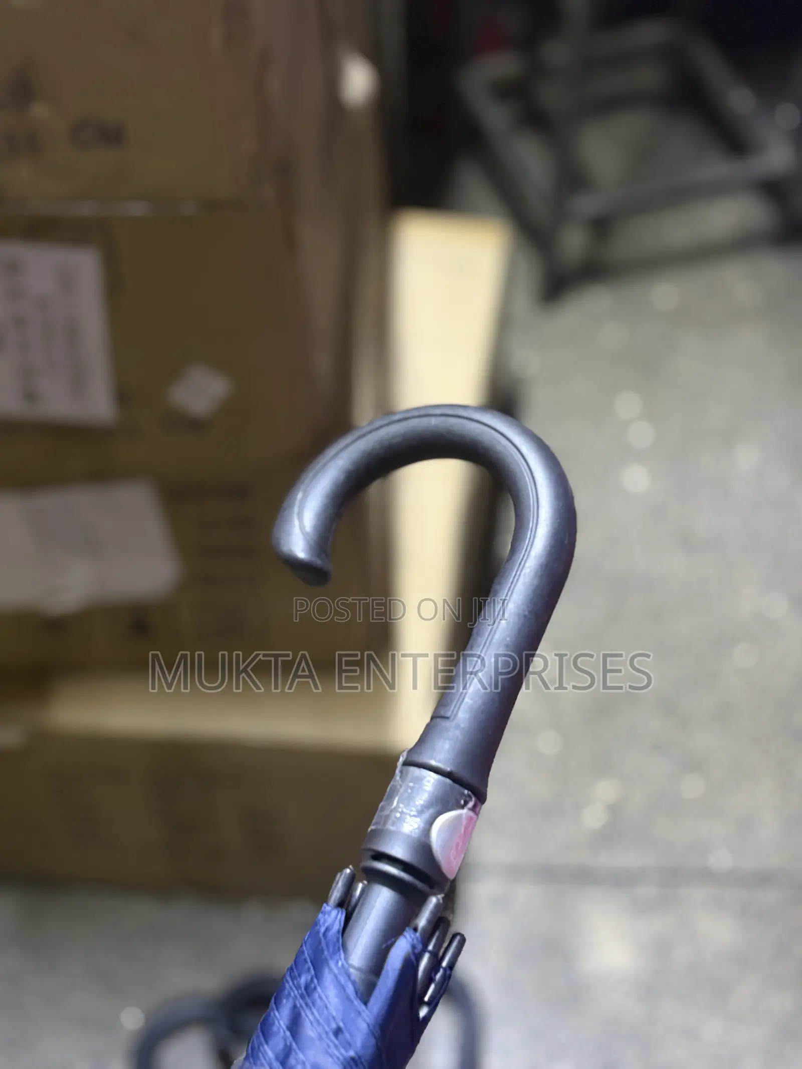 Elegant Classic J-Handle Umbrella C002