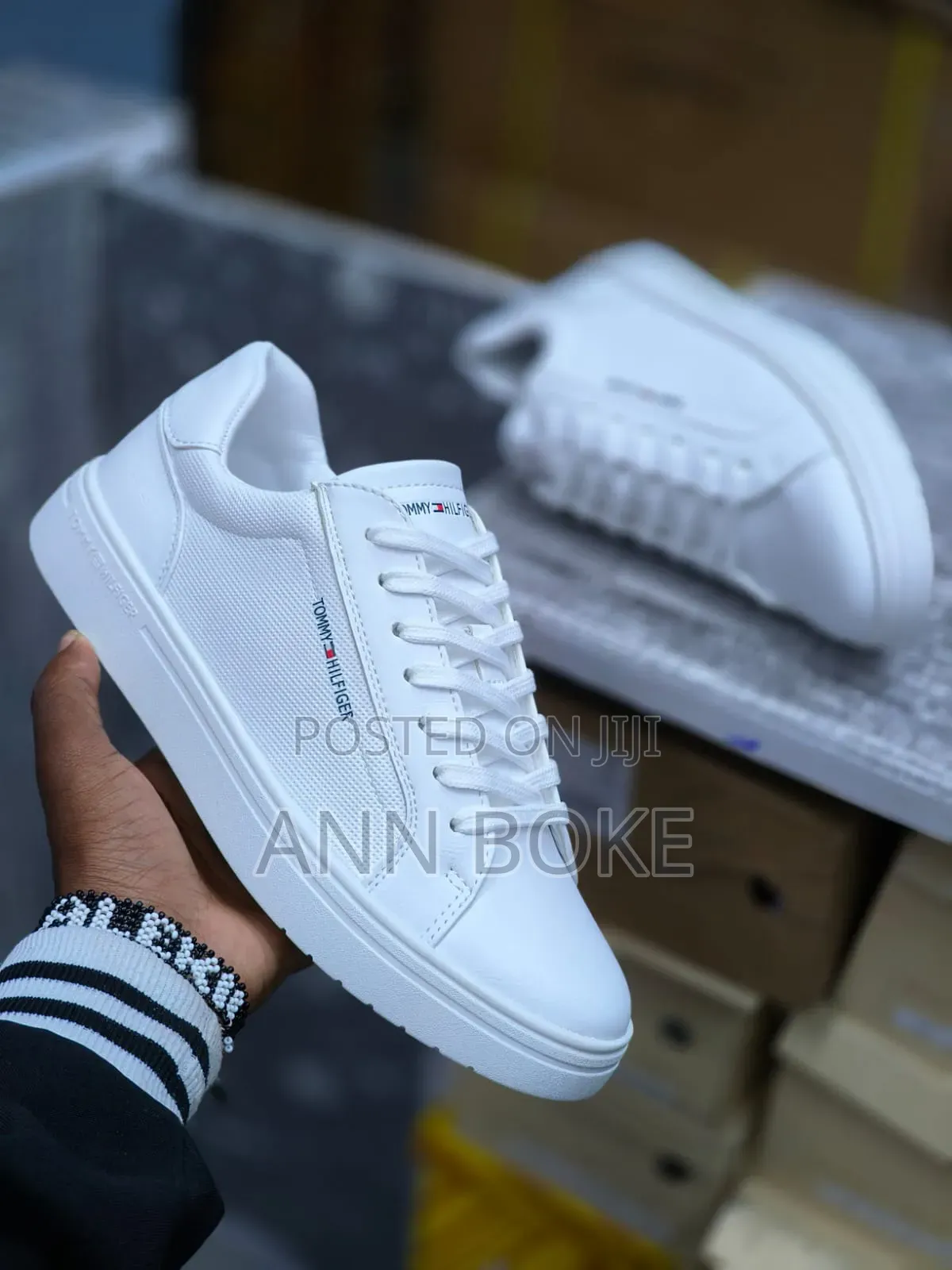 Tommy Hilfiger 
40_45
3500