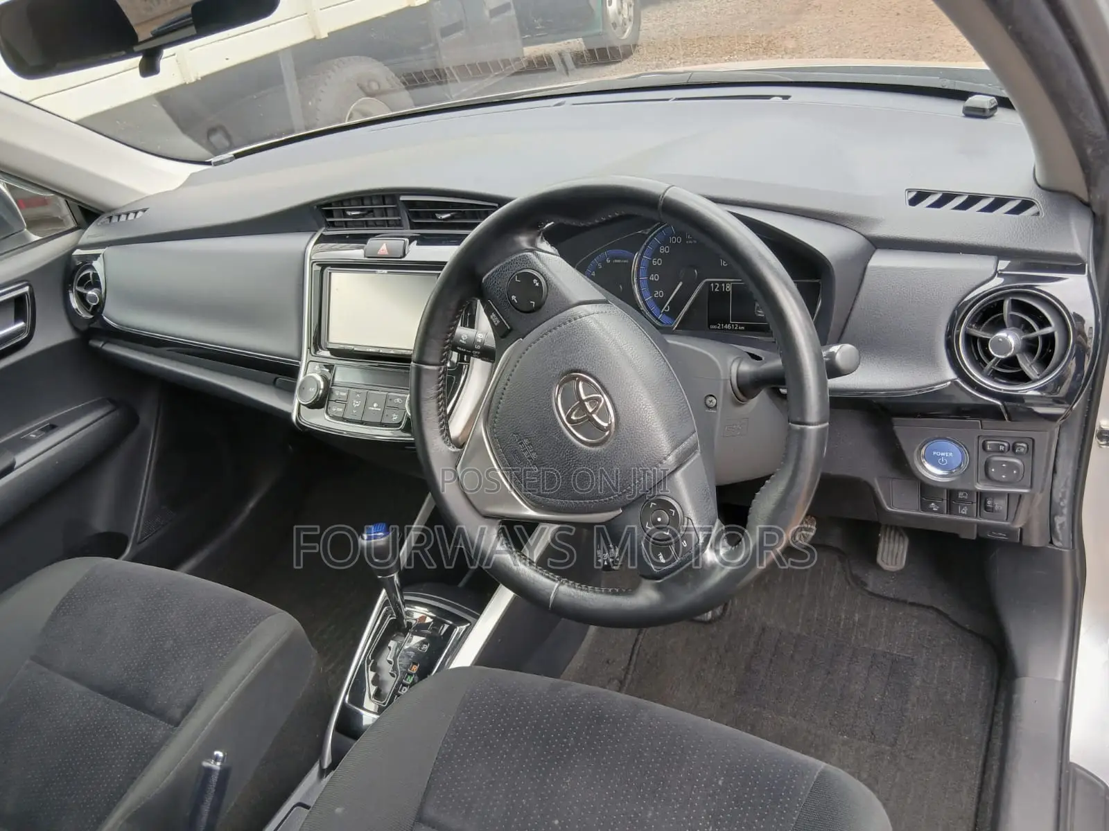 Toyota Corolla Fielder 2019 Silver