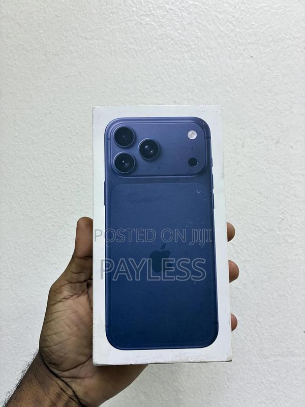 Apple iPhone 17 Pro Max 2 TB Blue - thumbnail 3