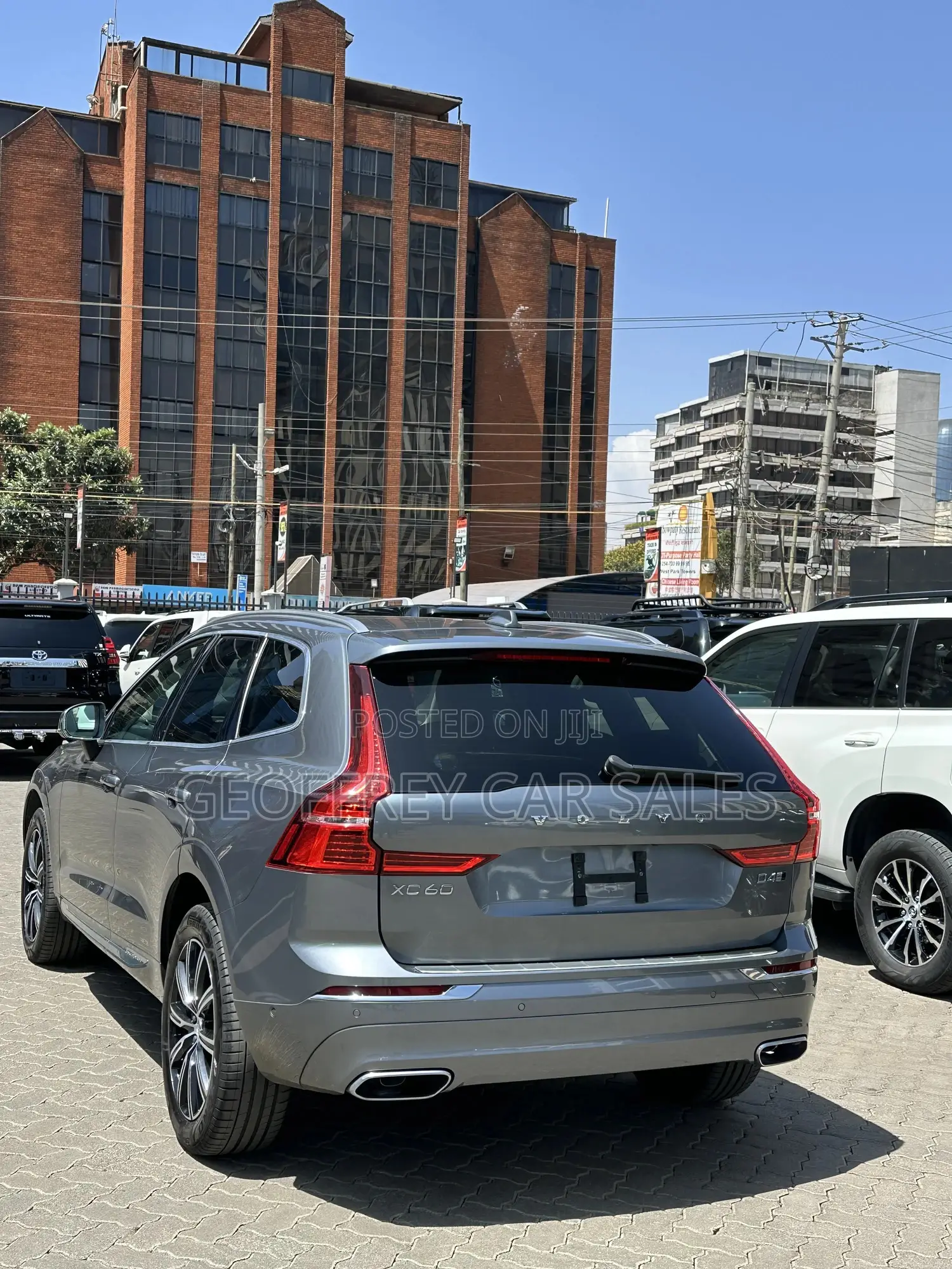 Volvo XC60 2019 Gray