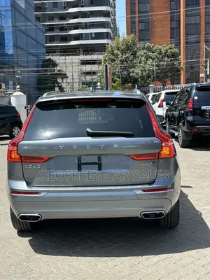 Volvo XC60 2019 Gray