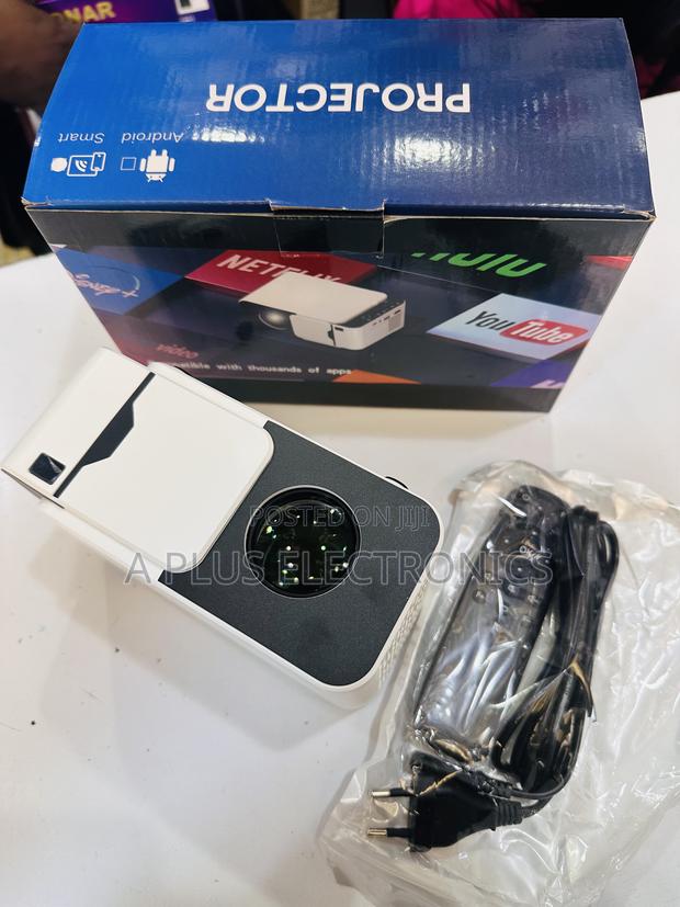 T5 Mini Android Projector – Smart Wifi Bluetooth - main view