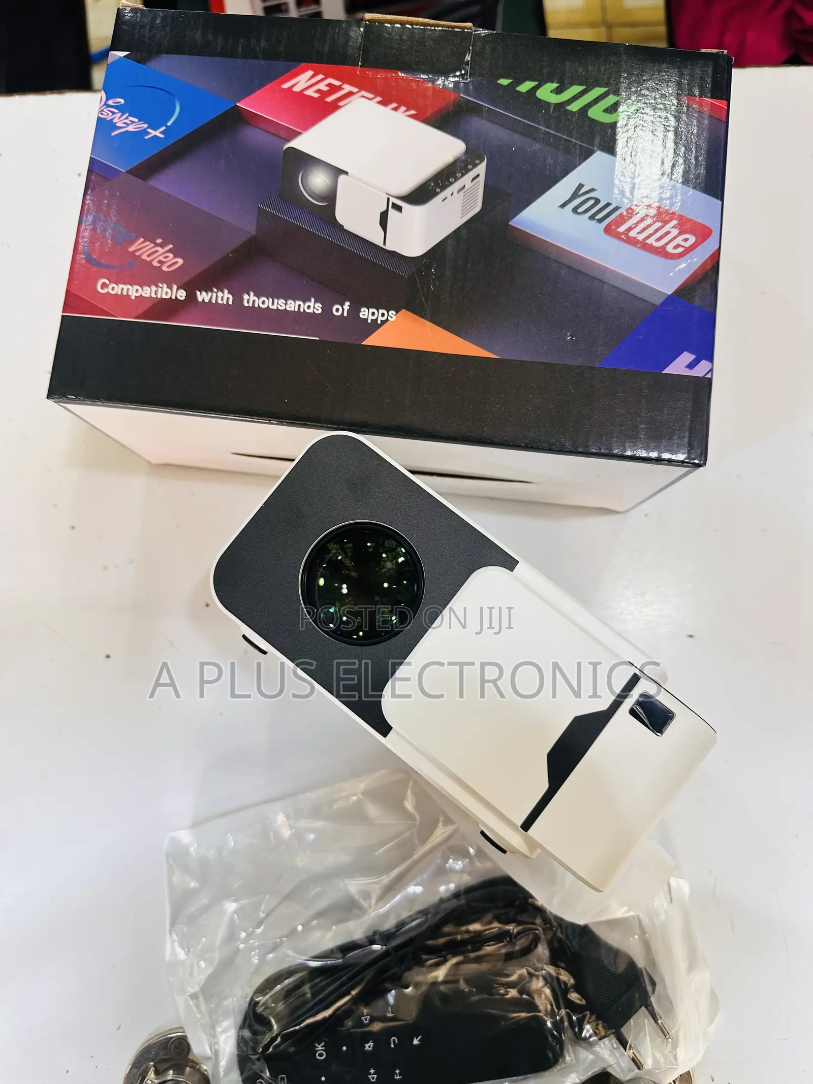T5 Mini Android Projector – Pocket-Sized Entertainment