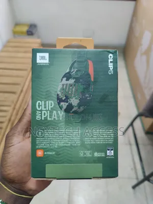 JBL Clip 5