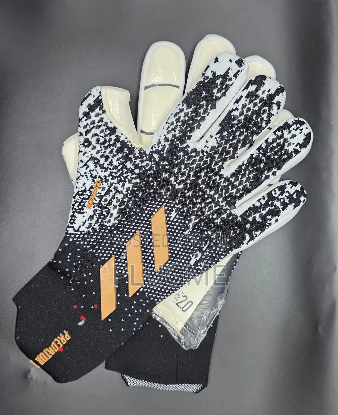 Adidas Predator Gloves Size 8, 9, 10!!