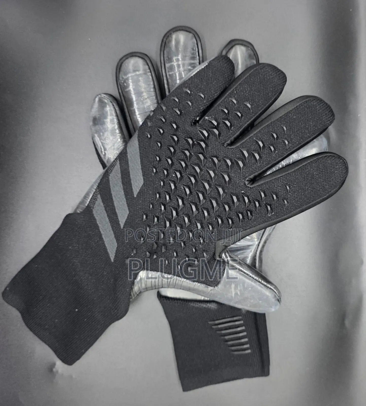 Adidas Predator Gloves Size 8, 9, 10!!