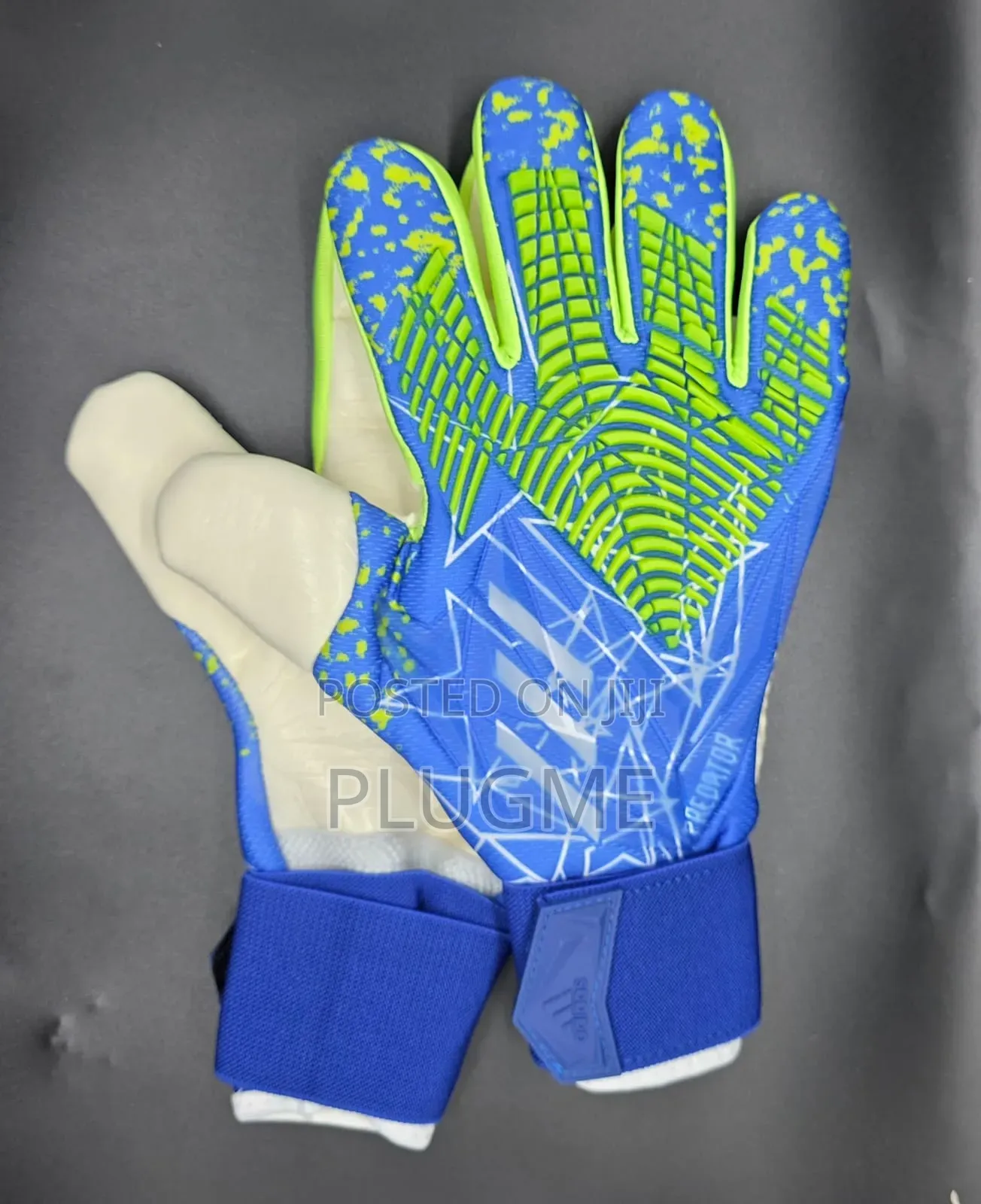 Adidas Predator Gloves Size 8, 9, 10!!
