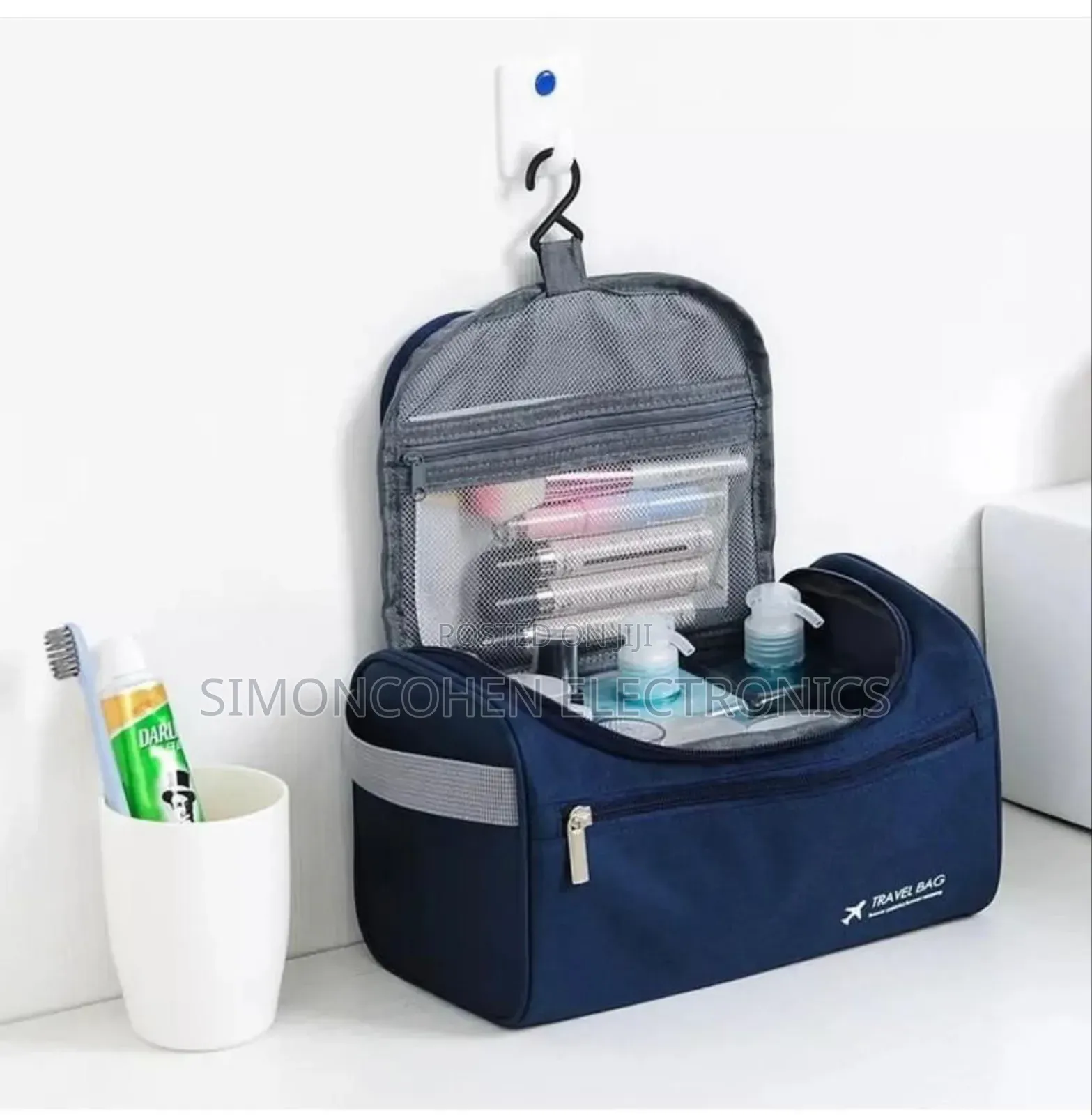 Portable Waterproof Hanging Storage Bag /Travel Cosmetic Bag.