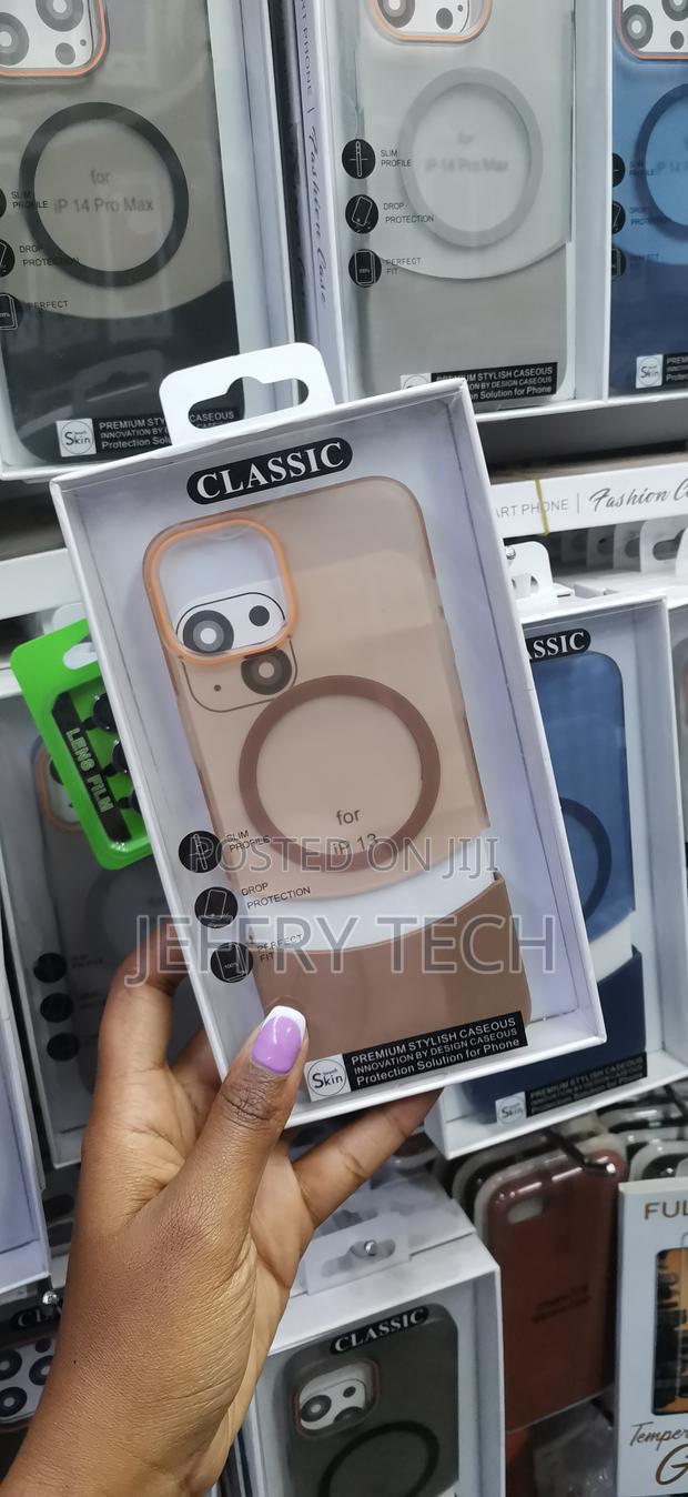 Teryii Matte Magnetic 2 in 1 Clear Case for iPhone 13 -Brown - thumbnail 3