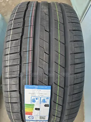 285 /45 R21 Hankhook Tyres.
